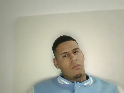 pipecoy18 online show from November 19, 2025, 7:14 pm