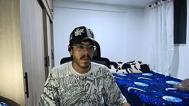 naitt  online show from November 28, 2025, 1:41 am