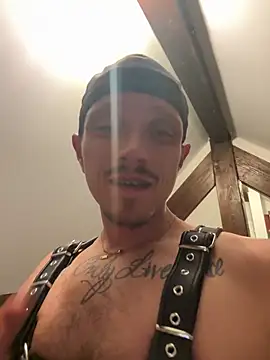 Snapshot of auto38000 chatting on November 19, 2025, 9:04 pm auto38000 online show from November 19, 2025, 9:04 pm