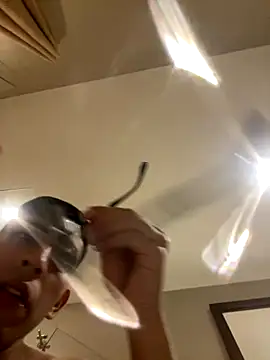 juandibarreran online show from November 21, 2025, 4:11 am