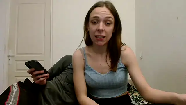 Snapshot of DuoDesir1 chatting on March 4, 2026, 4:35 pm DuoDesir1 online show from March 4, 2026, 4:35 pm