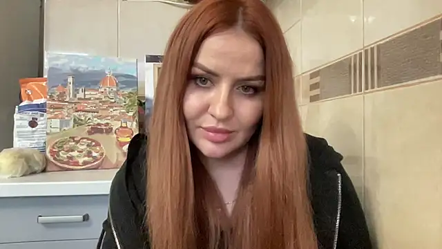 AuroraStar32 online show from November 24, 2025, 12:38 pm