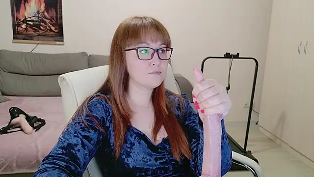 Foxy-lady online show from October 27, 2025, 4:22 pm