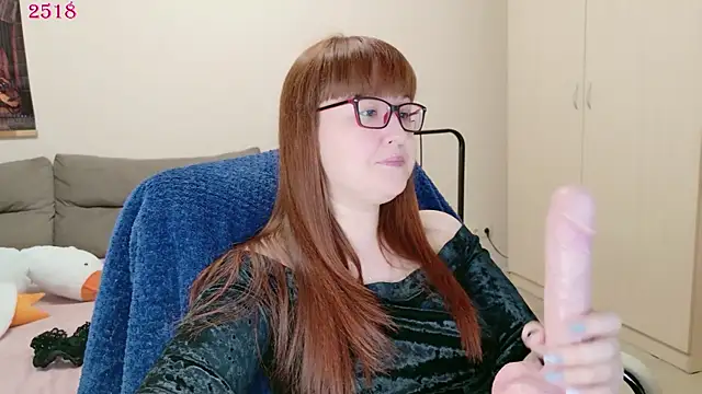 Foxy-lady online show from April 20, 2026, 12:41 pm