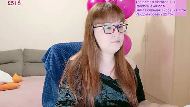 Foxy-lady online show from June 1, 2026, 10:22 pm