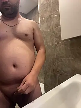 Yasinozturk3232 online show from December 1, 2025, 11:48 am