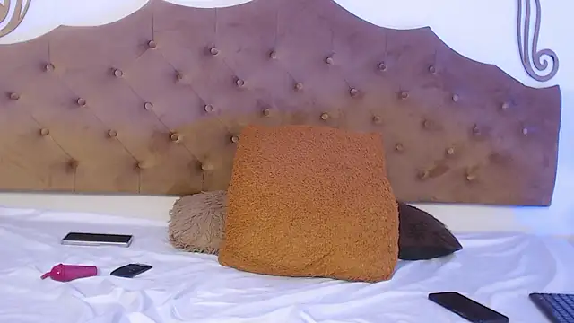 Snapshot of abysskingg chatting on February 8, 2026, 12:30 pm abysskingg online show from February 8, 2026, 12:30 pm