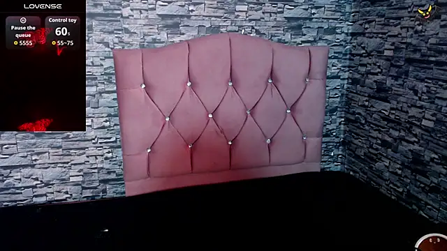 Dakotta Red24 online show from November 21, 2025, 2:05 pm