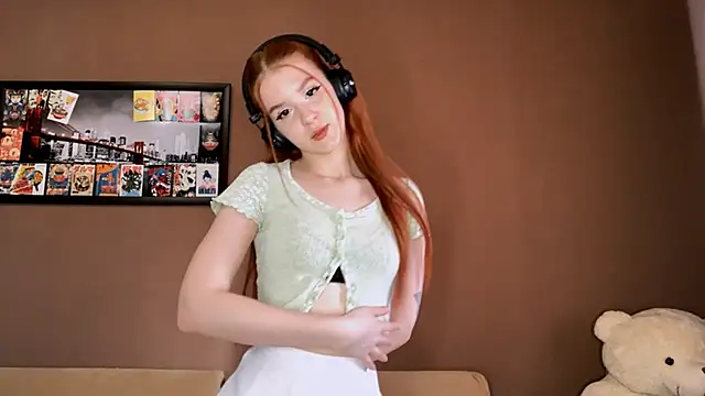 MichelinaCropleys online show from November 25, 2025, 6:13 am