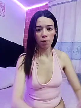 AngelsJuls online show from November 18, 2025, 10:47 pm