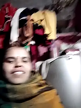 Qxjiya online show from December 2, 2025, 4:24 pm