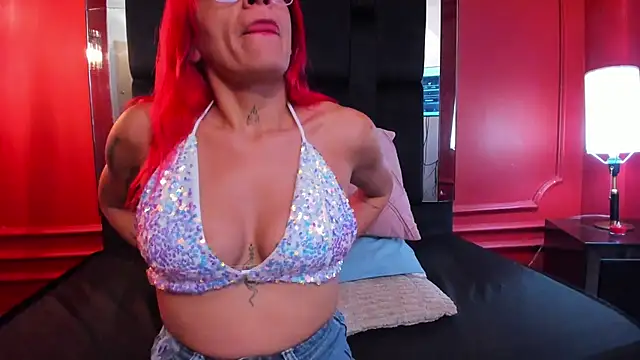 Snapshot of ambervans chatting on November 29, 2025, 6:22 pm ambervans online show from November 29, 2025, 6:22 pm