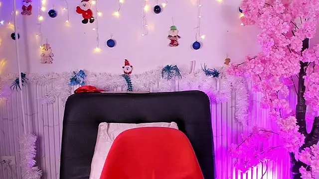 Nicole diaz7 online show from December 21, 2025, 11:39 am