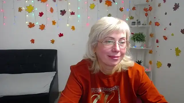 Snapshot of LaurenWishy chatting on November 28, 2025, 2:31 pm LaurenWishy online show from November 28, 2025, 2:31 pm