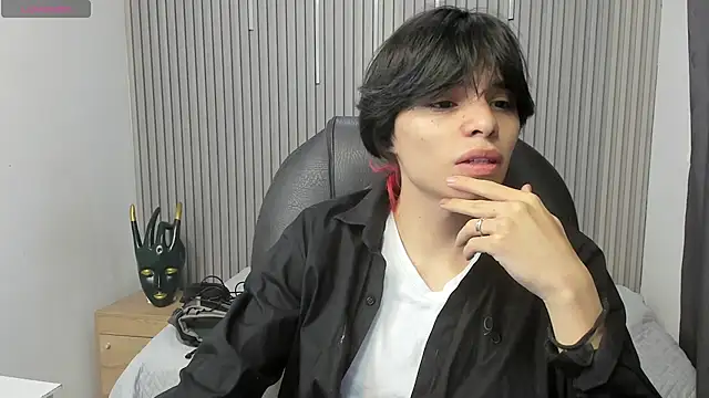 Sylasfrost online show from March 16, 2026, 1:33 am