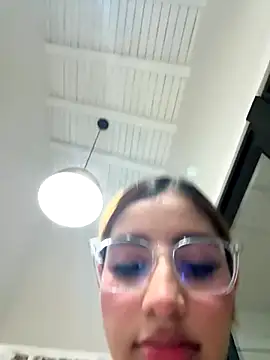 IsabelaStefano online show from December 19, 2025, 3:24 am