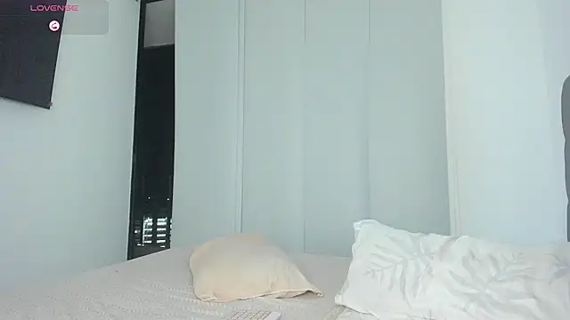 tessa  evans online show from May 25, 2026, 12:38 am