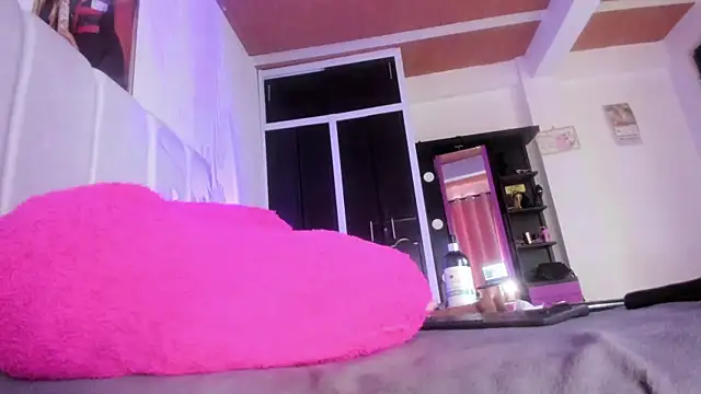 Thaliakim online show from March 6, 2026, 10:28 pm