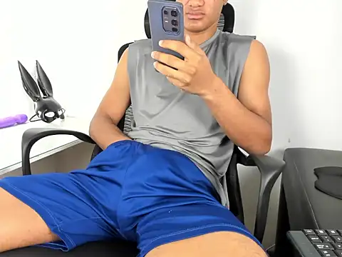 maikol twinkx online show from February 3, 2026, 2:55 pm