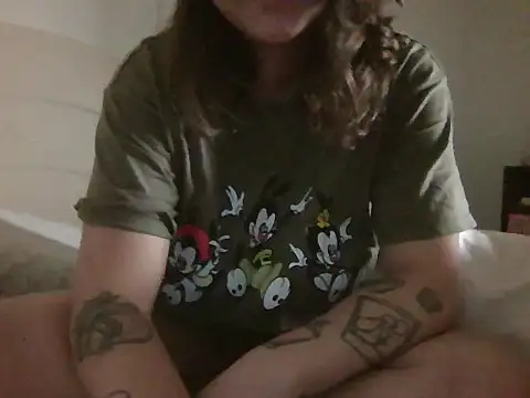 xxxluana online show from November 24, 2025, 5:01 pm