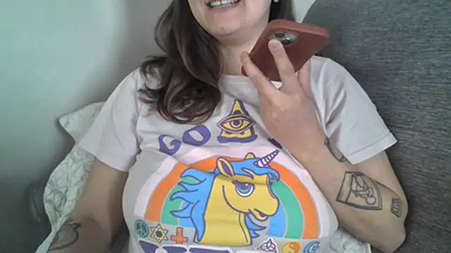 xxxluana online show from July 24, 2026, 4:27 pm
