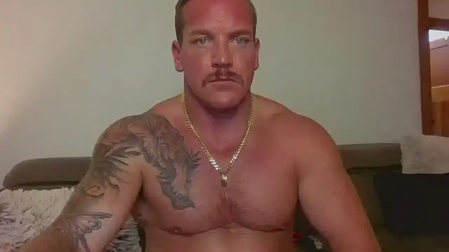 LuxeLoverZ online show from November 29, 2025, 1:52 am