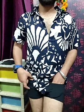 Cute Lucky online show from March 5, 2026, 6:15 pm