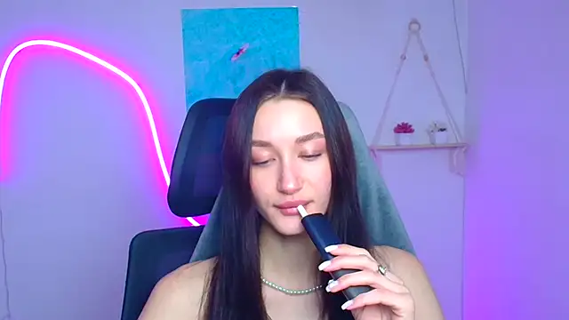 Stella XO online show from March 2, 2026, 6:14 am