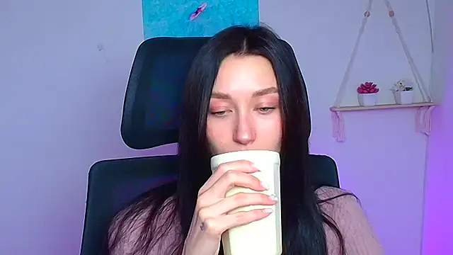 Stella XO online show from March 13, 2026, 6:31 am