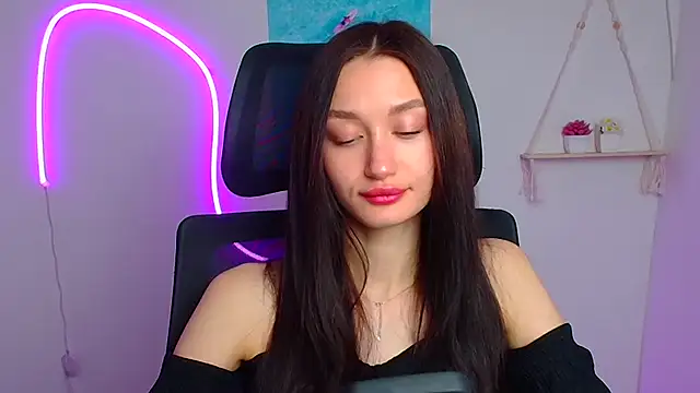 Stella XO online show from April 15, 2026, 5:36 am