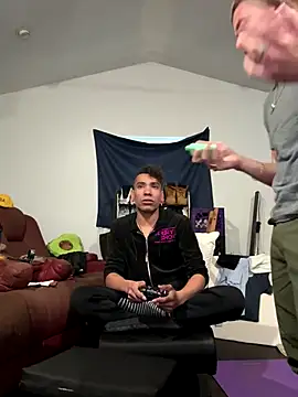 Coolcat143 online show from November 19, 2025, 1:11 pm