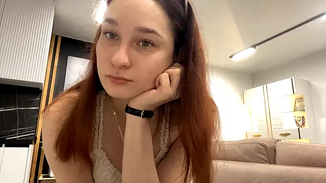 AylaRuer online show from November 30, 2025, 11:03 am