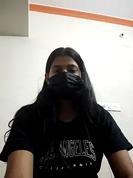 SIKHA SIA online show from November 24, 2025, 5:45 pm