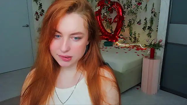 AirySilhouette online show from March 11, 2026, 4:07 am