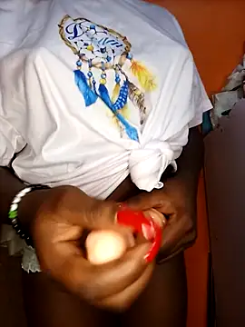 Snapshot of AngelaGraceY chatting on November 26, 2025, 7:37 pm AngelaGraceY online show from November 26, 2025, 7:37 pm