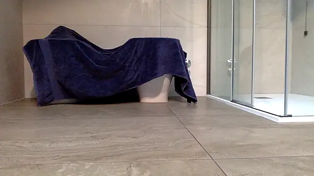 AsiaSlavePantyhosed online show from November 22, 2025, 9:30 am