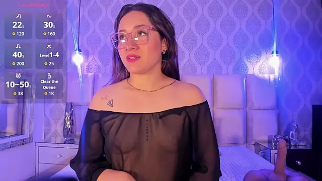 LeiahBlonde online show from November 30, 2025, 11:47 am