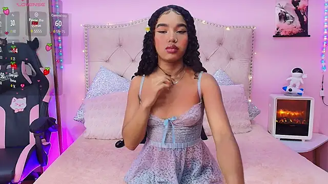 Snapshot of Naom_star87 chatting on January 12, 2026, 7:52 pm Naom star87 online show from January 12, 2026, 7:52 pm