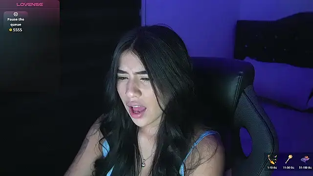 leyla sanss online show from November 20, 2025, 12:33 am