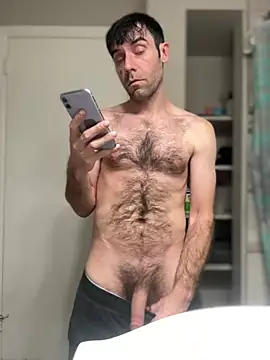 Snapshot of strippingmale1 chatting on February 25, 2026, 5:17 am strippingmale1 online show from February 25, 2026, 5:17 am