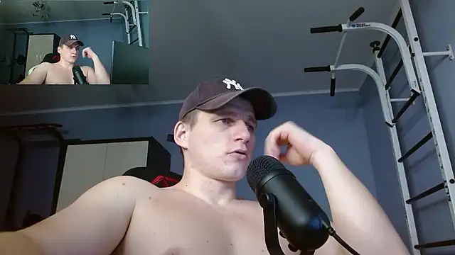 Poliglotjoe1 online show from January 12, 2026, 1:44 am