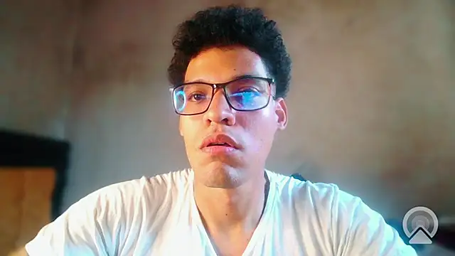 Snapshot of Lion_20xxx chatting on November 22, 2025, 7:35 pm Lion 20xxx online show from November 22, 2025, 7:35 pm