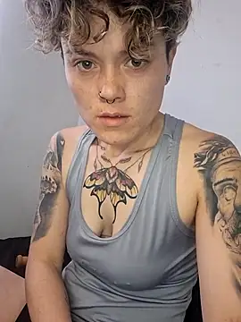 megan NL online show from December 2, 2025, 9:43 pm