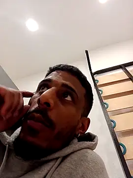 NegroJari online show from November 20, 2025, 5:18 am