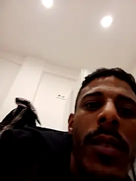 NegroJari online show from November 21, 2025, 8:07 pm