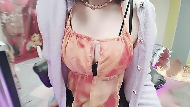 Alberta-love520 online show from January 10, 2026, 1:57 pm