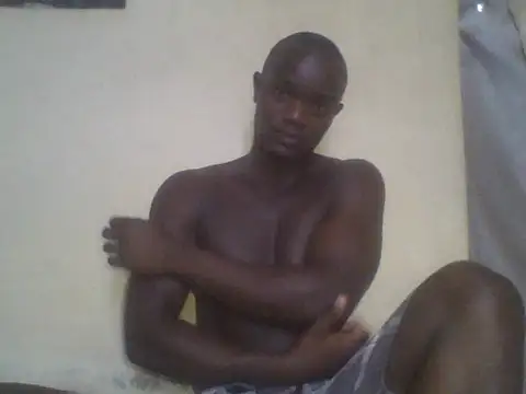 UsTwo  online show from November 27, 2025, 3:19 am