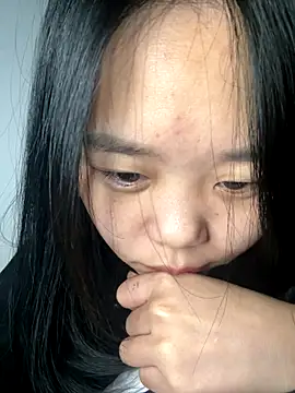 Snapshot of Kiee-lee chatting on November 28, 2025, 10:23 pm Kiee-lee online show from November 28, 2025, 10:23 pm