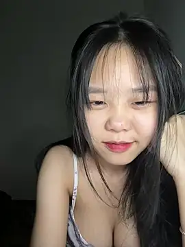 Kiee-lee online show from February 8, 2026, 6:33 pm