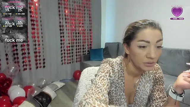 Snapshot of rossana_doll chatting on February 10, 2026, 7:23 am rossana doll online show from February 10, 2026, 7:23 am